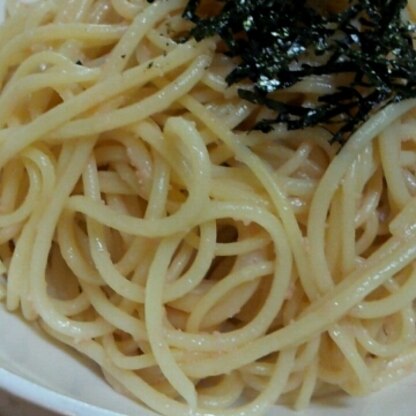 こんにちは♪久しぶりにたらこスパゲッティが食べたくなって作りました(*^^*)ねぎ入りだとさっぱりした感じで美味しかったです(^-^)